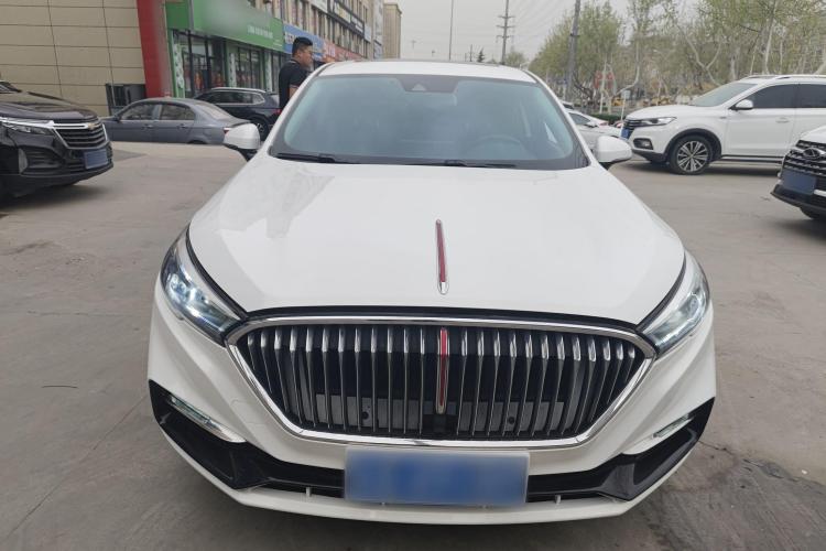 红旗H5 2022款 经典款 改款 1.8T 自动智联旗韵版车身外观2