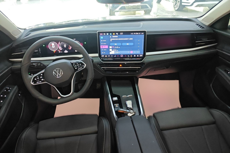 大众 帕萨特 2025款 Pro 380TSI 龙耀版中控内饰7002