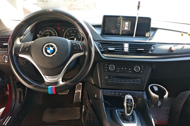 宝马X1 2014款 sDrive18i X设计套装中控内饰12