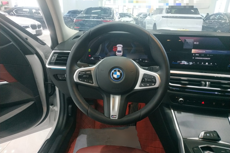 宝马i3 2024款 eDrive 40 L 曜夜套装中控内饰13