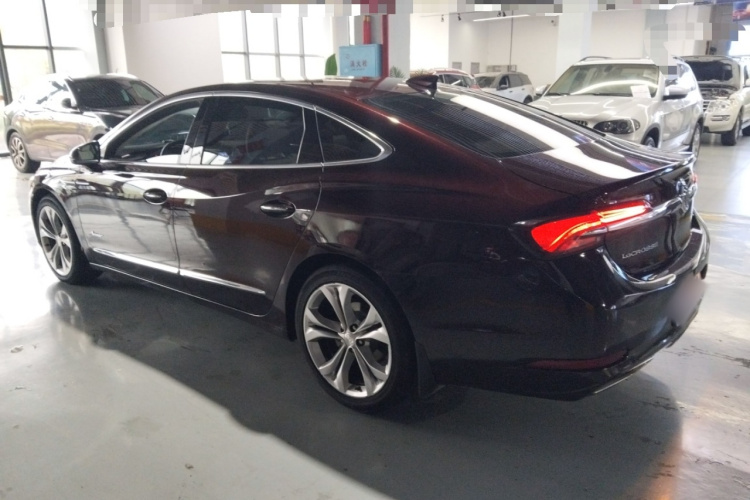 别克 君越 2022款 Avenir艾维亚 先享型车身外观6003