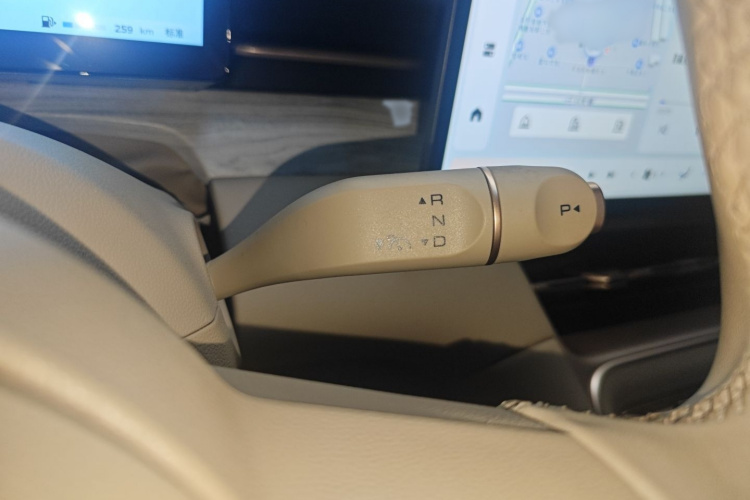 五菱汽车 五菱星光S 2024款 130km 旗舰型局部细节18