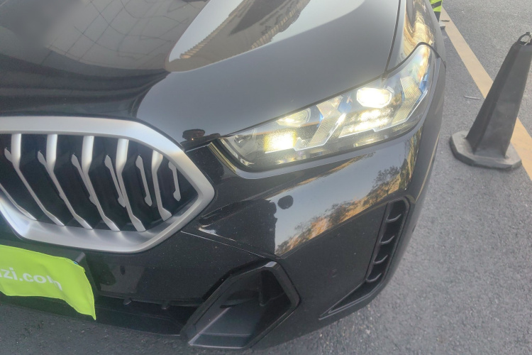 宝马X6 2023款 xDrive40i M运动套装局部细节36