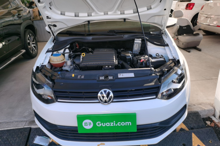 大众 Polo 2018款 1.5L 自动安驾型机舱底盘24