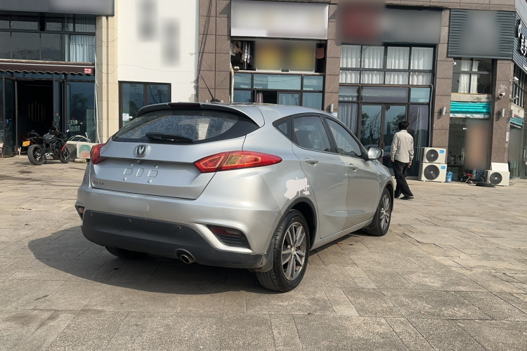 长安 逸动 2013款 1.6L 自动俊酷型 国IV车身外观6003