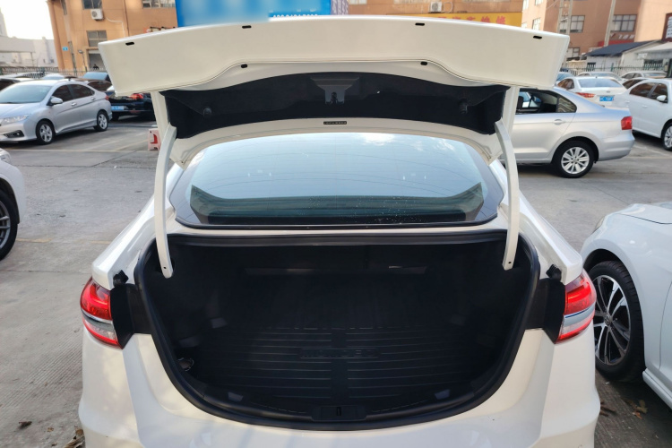 福特 蒙迪欧 2020款 EcoBoost 180 时尚型机舱底盘23