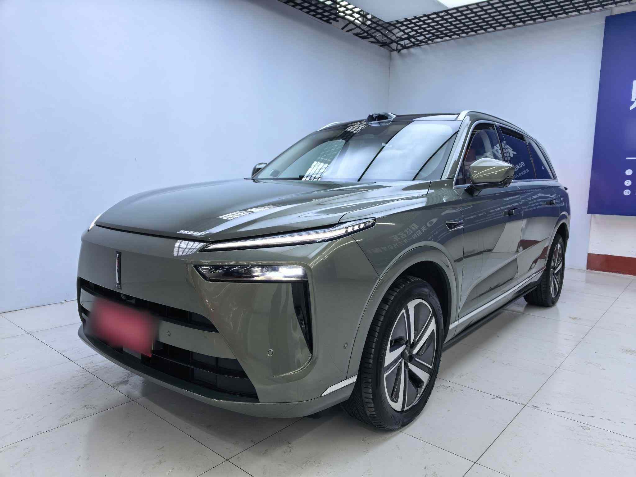 魏牌 蓝山 2025款 四驱 Ultra(1)