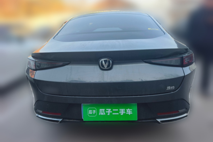 长安 逸动 2024款 1.5T GDI自动 旗舰型车身外观6