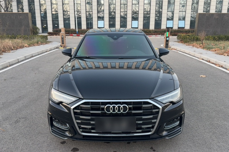 奥迪A6L 2019款 45 TFSI 臻选动感型车身外观6001