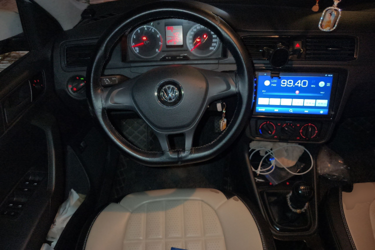 大众 桑塔纳 2019款 1.5L 手动风尚版 国VI中控内饰13