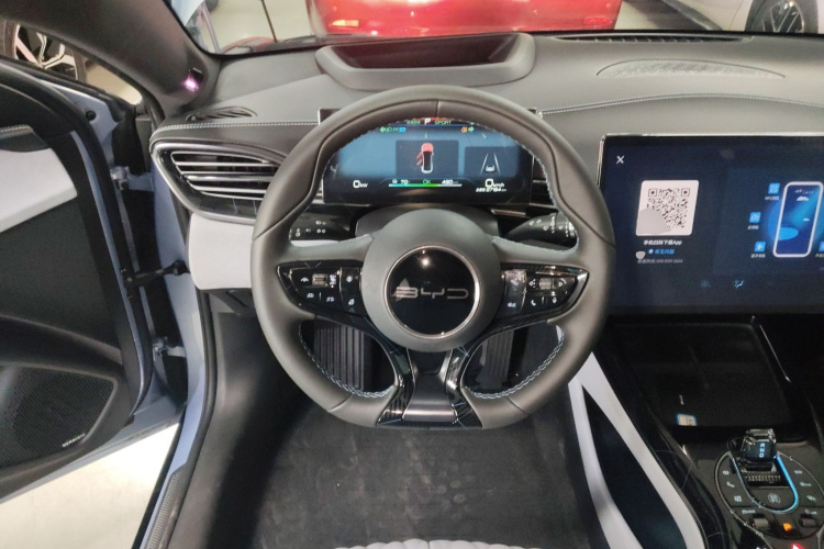 比亚迪 海豹 2022款 700km 长续航后驱版中控内饰13