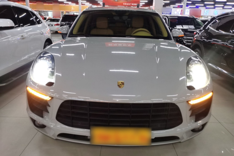 保时捷 2016款 Macan 2.0T车身外观2