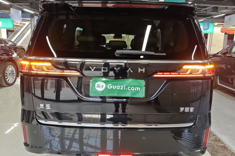 岚图汽车 岚图梦想家 2022款 0碳版 家+续航包 605km车身外观6