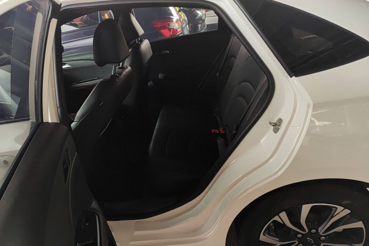 雪佛兰 科鲁泽 2020款 轻混 RS 330T 自动畅快版中控内饰7004