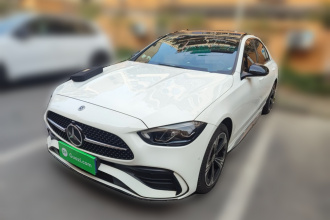 奔驰C级 2022款 改款 C 260 L 皓夜运动版