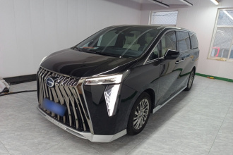 广汽传祺 传祺M8 2023款 宗师系列 双擎 旗舰版