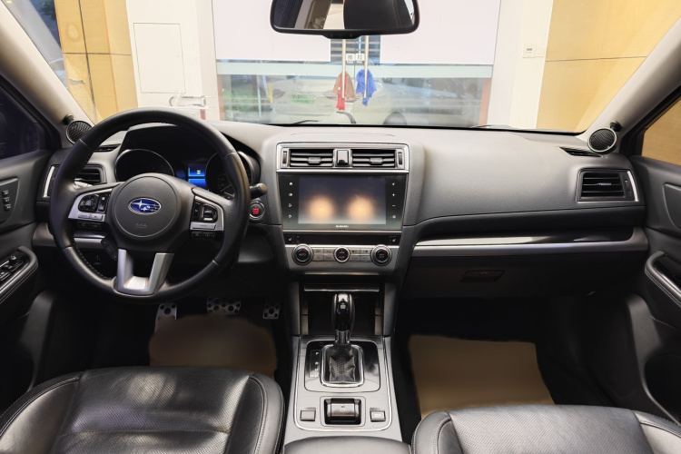 斯巴鲁 力狮 2016款 2.5i 全驱荣耀版中控内饰7005