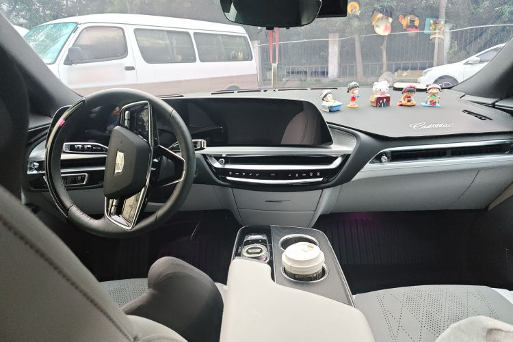 凯迪拉克 IQ锐歌 2022款 后驱长续航豪华版中控内饰12