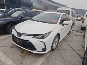 丰田 卡罗拉 2023款 1.8L 智能电混双擎 精英版