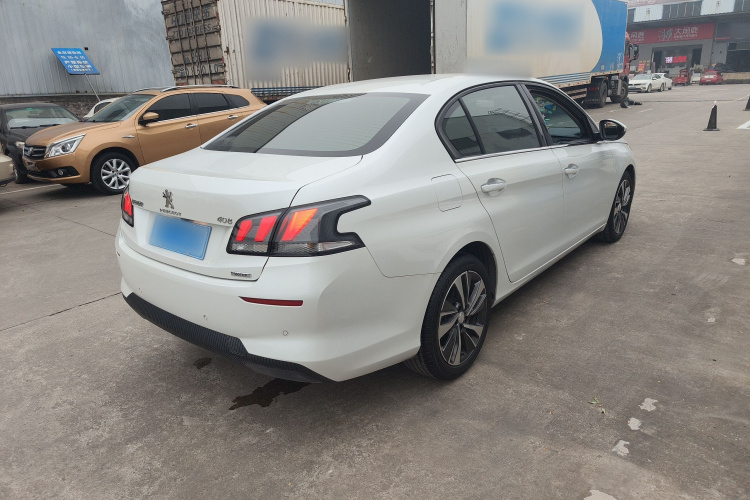 标致408 2020款 360THP 十周年纪念版车身外观7