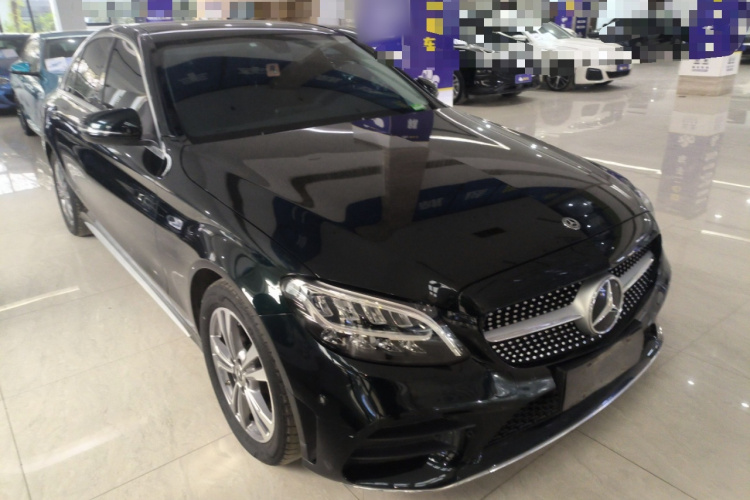 奔驰C级 2021款 C 200 L 时尚型运动版车身外观3