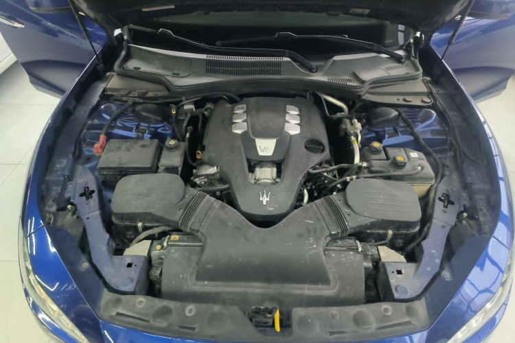 玛莎拉蒂 Ghibli 2014款 3.0T 标准版机舱底盘24