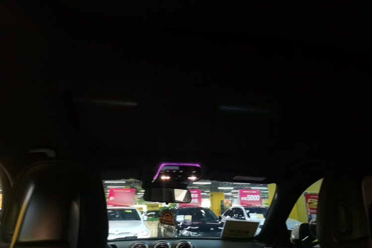 奔驰C级 2022款 改款 C 260 L 运动版局部细节22