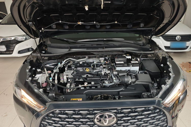 丰田 卡罗拉锐放 2023款 2.0L 精英版机舱底盘24