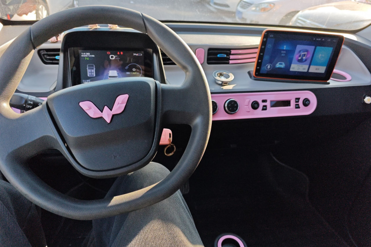 五菱汽车 宏光MINIEV 2021款 马卡龙时尚款 磷酸铁锂中控内饰12