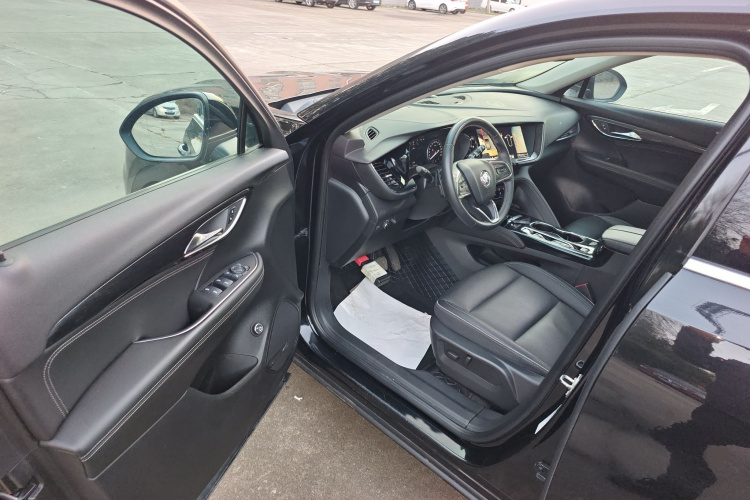 别克 2023款 昂科威S 552T 两驱豪华型中控内饰20