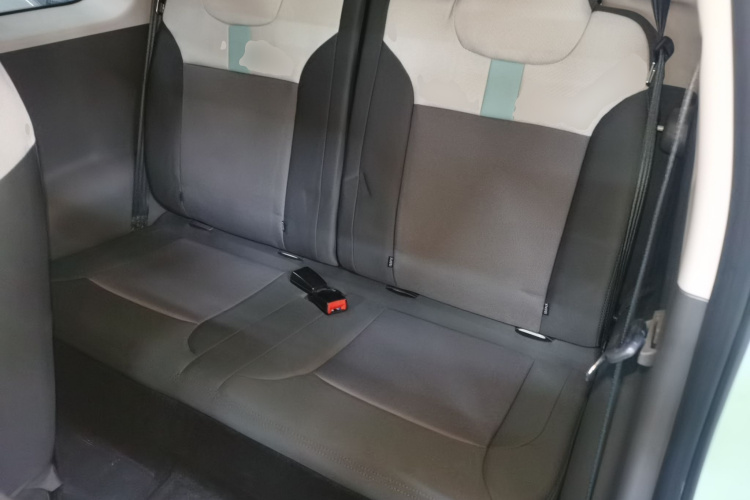 长安启源 长安Lumin 2023款 205km 香沁款中控内饰21