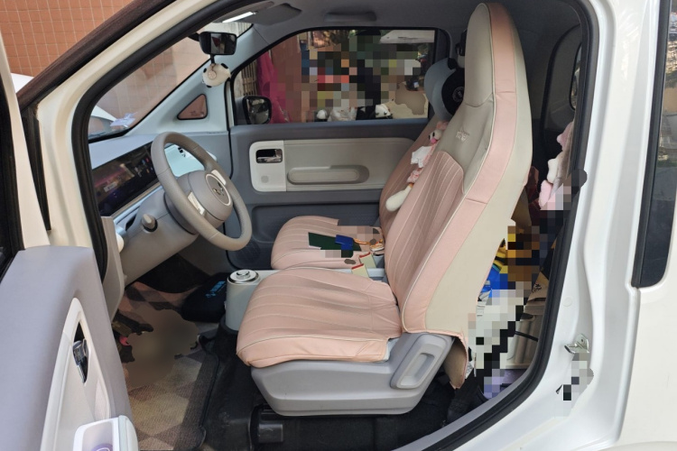 五菱汽车 五菱Air ev晴空 2023款 两座-进阶版中控内饰19