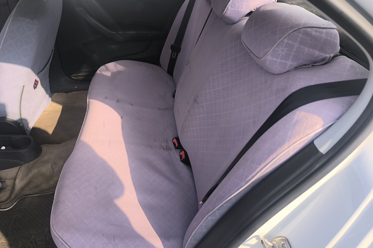 大众 桑塔纳 2015款 1.6L 手动风尚版中控内饰7004