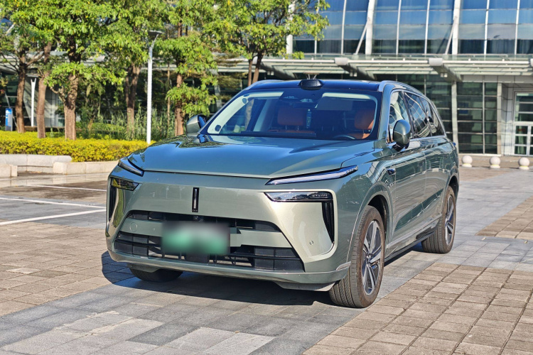 魏牌 蓝山 2025款 四驱 Ultra车身外观1