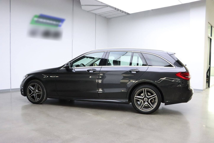 奔驰C级(进口) 2020款 改款 C 260 旅行轿车车身外观6006