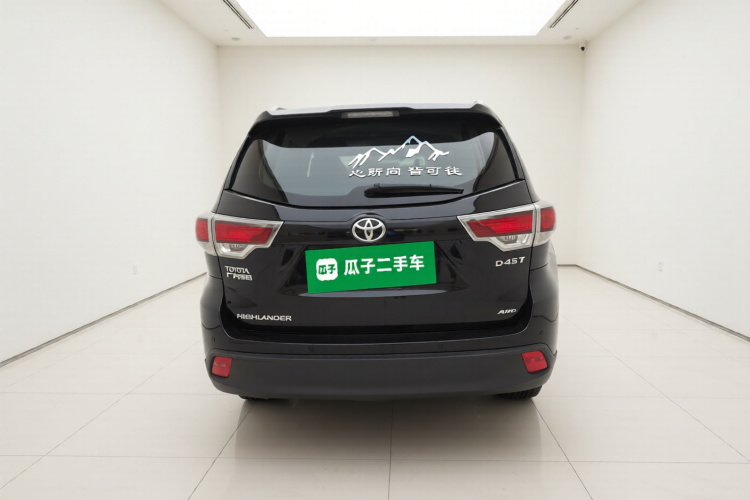 丰田 汉兰达 2017款 2.0T 四驱精英版 7座车身外观6