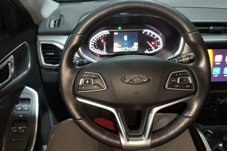 奇瑞 瑞虎5x 2017款 1.5T 手动精英型中控内饰13