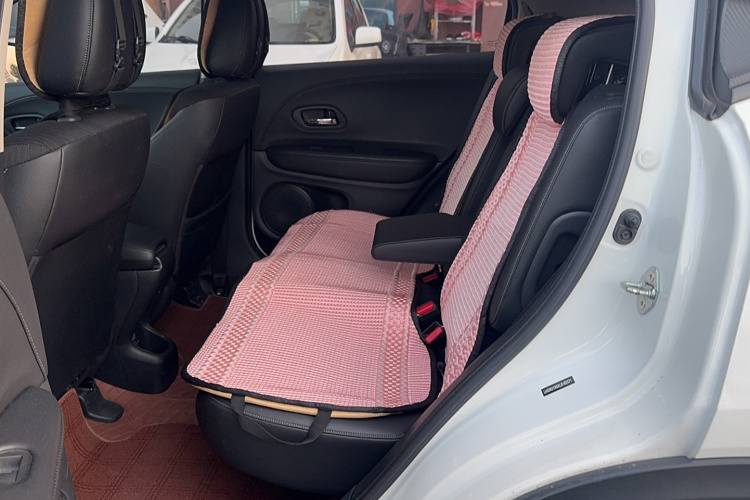 本田 缤智 2020款 1.5L CVT豪华版中控内饰7001