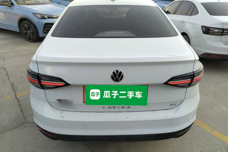 大众 朗逸 2023款 新锐 1.5L 自动新逸版车身外观6