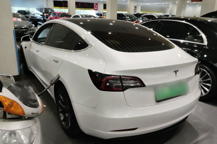 特斯拉 Model 3 2020款 改款 标准续航后驱升级版车身外观6003