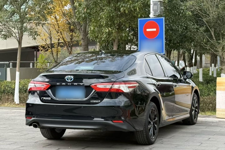 丰田 凯美瑞 2021款 双擎 2.5HGVP 领先版车身外观6008