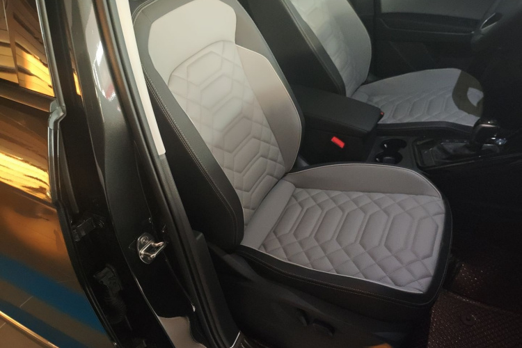 大众 探岳 2025款 改款 众享款 300TSI局部细节41