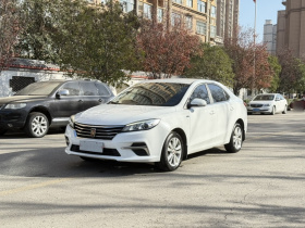 荣威360 2018款 PLUS 1.5L 自动豪华版