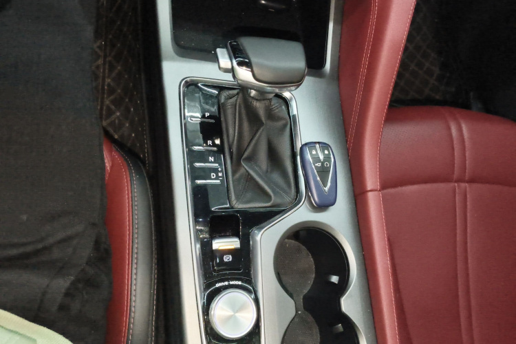 长安CS75 PLUS 2022款 经典版 1.5T 自动先锋型局部细节18