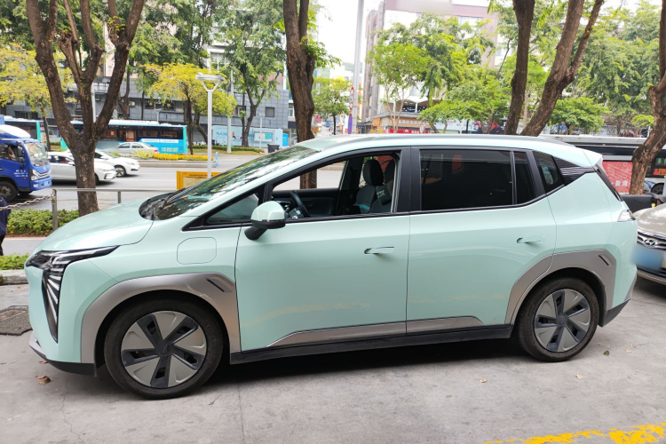 埃安 AION Y 2023款 Younger车身外观4