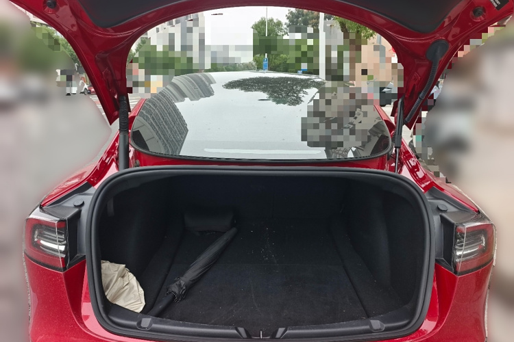 特斯拉 Model 3 2022款 后轮驱动版中控内饰23