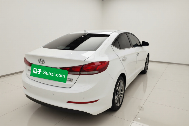 现代 领动 2016款 1.6L 自动智炫·精英型车身外观7