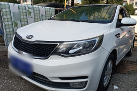 起亚K2 2015款 三厢 1.4L MT GLS