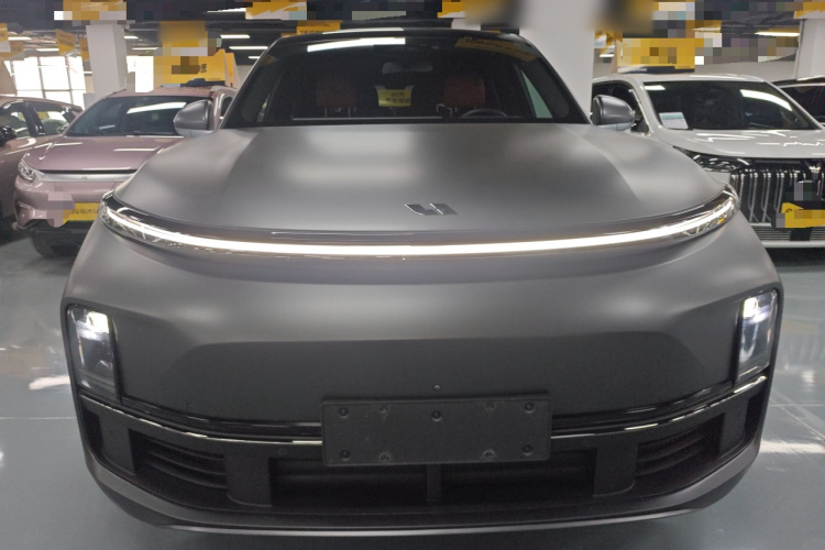 理想汽车 理想L8 2023款 Pro车身外观2