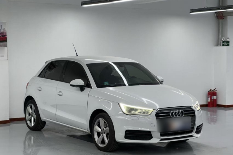 奥迪A1 2016款 30 TFSI Sportback Design风尚版车身外观6003